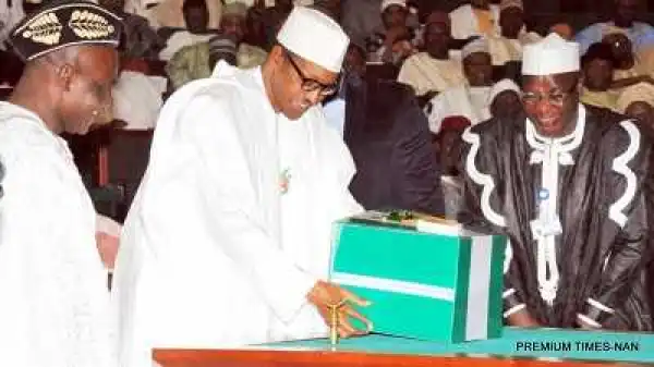 Buhari May Present 2017 Budget December 1